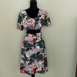 Vintage Style Hawaiian Tiki 2 piece skirt and crop top